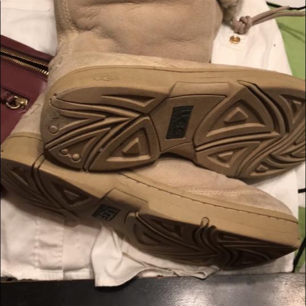 Women’s uggs